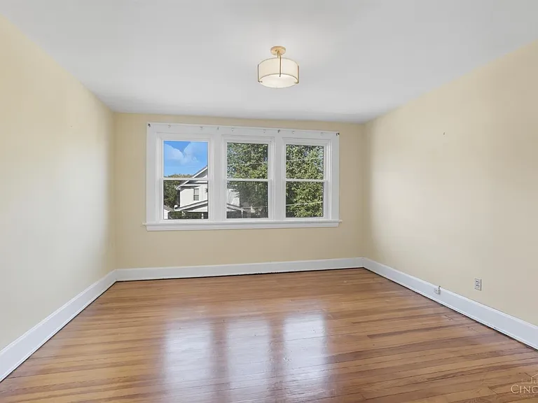 3017 Hull Ave — Photo 19