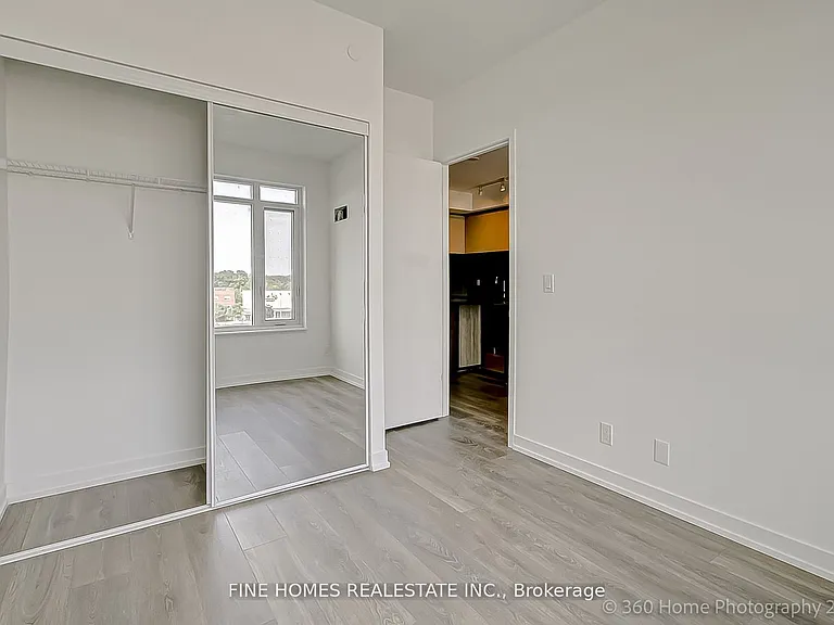8 Beverley Glen Blvd #503 — Photo 10