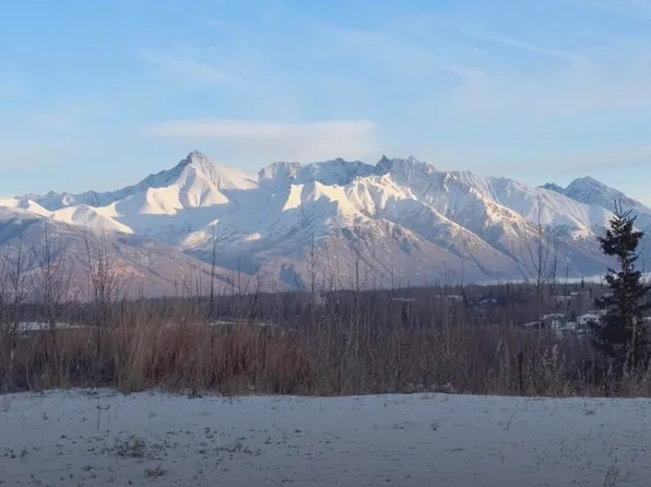 2525 N Larkspur Hill Cir, Palmer, AK 99645