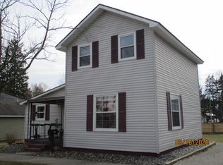 409 W Washington St, Caro, MI 48723