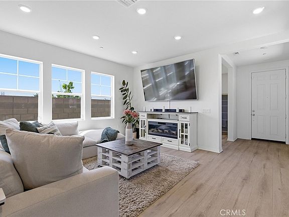 4th image of 2684 E Towhee St