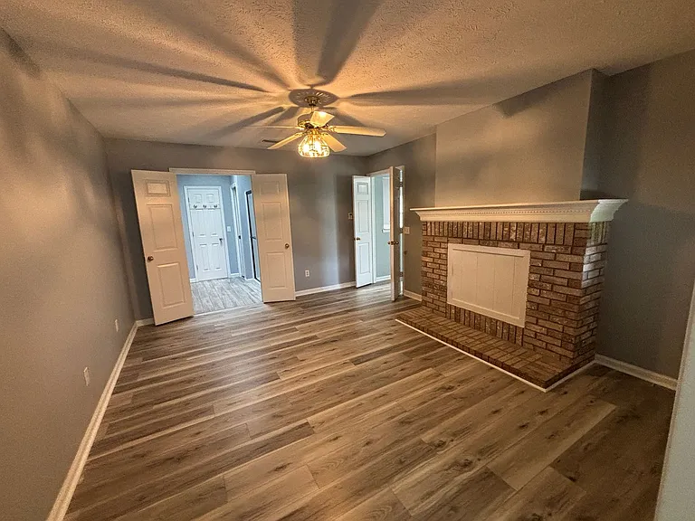 6903 Ross Dr — Photo 22