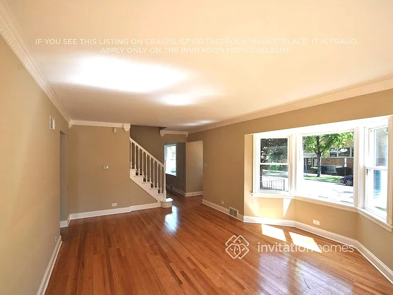9852 Schiller Blvd — Photo 8