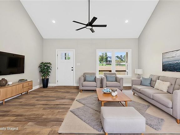 5th image of 144 Tranquility Ln