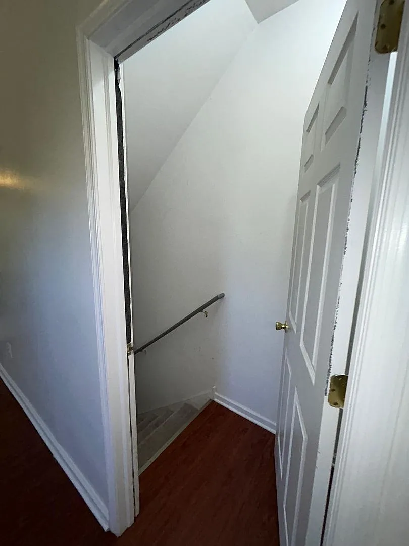 Beautiful big property with AC — Photo 1