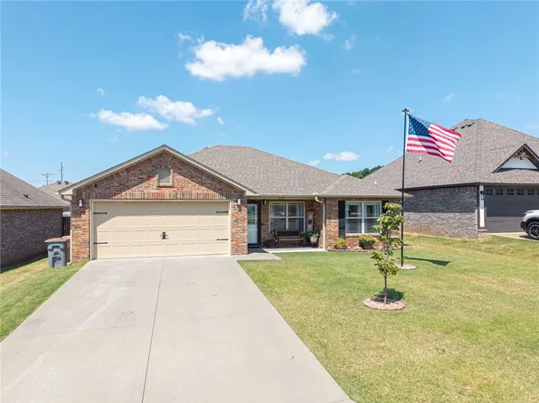 209 Bridgewater Dr, Barling, AR 72923