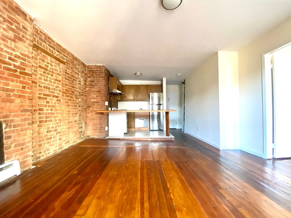 1st image of 33 Crosby St #Ff4