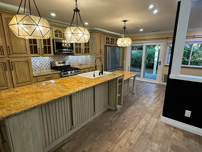 Latrobe Cir — Photo 12