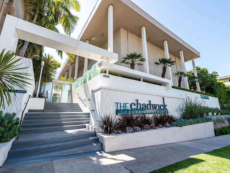 The Chadwick — Photo 1