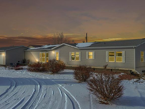 2nd image of 39349 Boulevard D