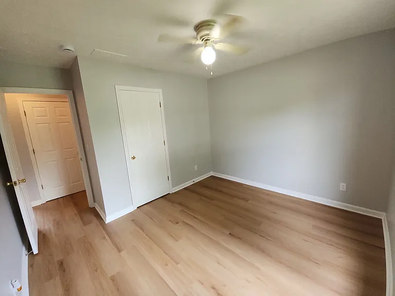 405 Parker Pl — Photo 25