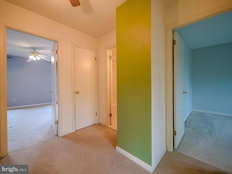 1001 Winfield Ct — Photo 18