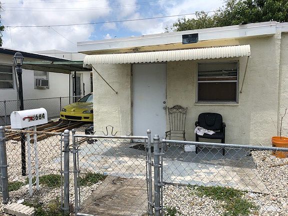 4th image of 13664 NE 20th Ave