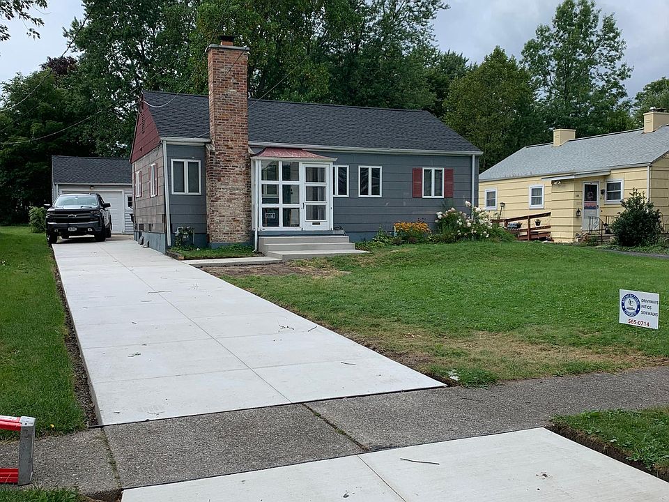 1st image of 116 Reist St