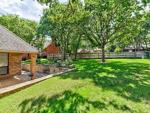 5th image of 2713 Berrywood Dr