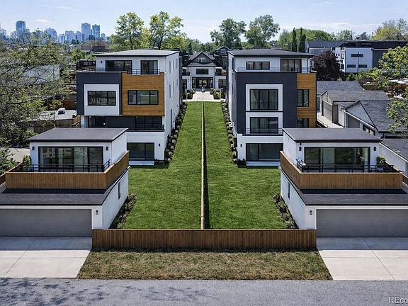 2nd image of 1733 W 37th Avenue