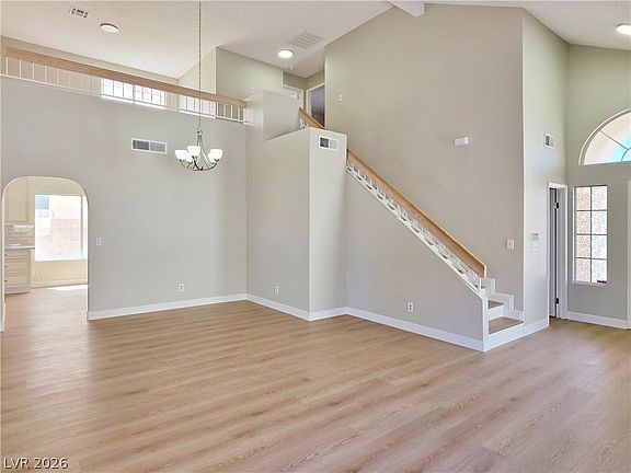 5th image of 9957 Biscayne Ln