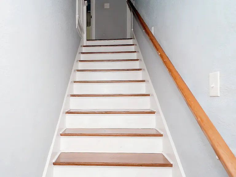 1609 Poinsettia Ave — Photo 15