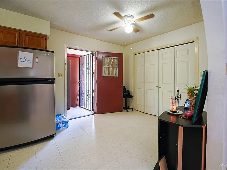 2803 Minnie Ave — Photo 18