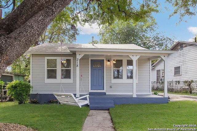 1st image of 218 Vereda St