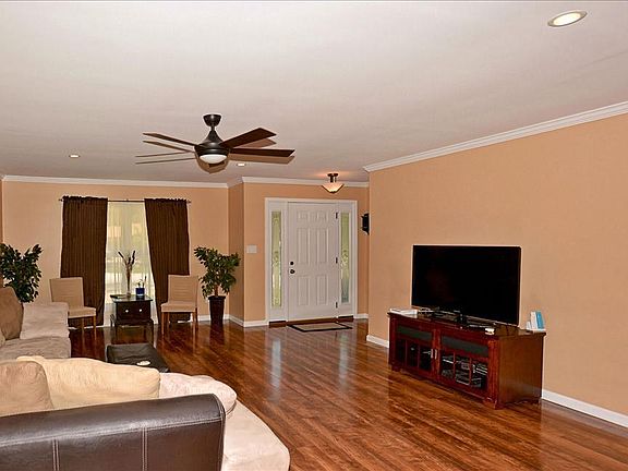 2nd image of 7010 Evergreen Meadows Ct