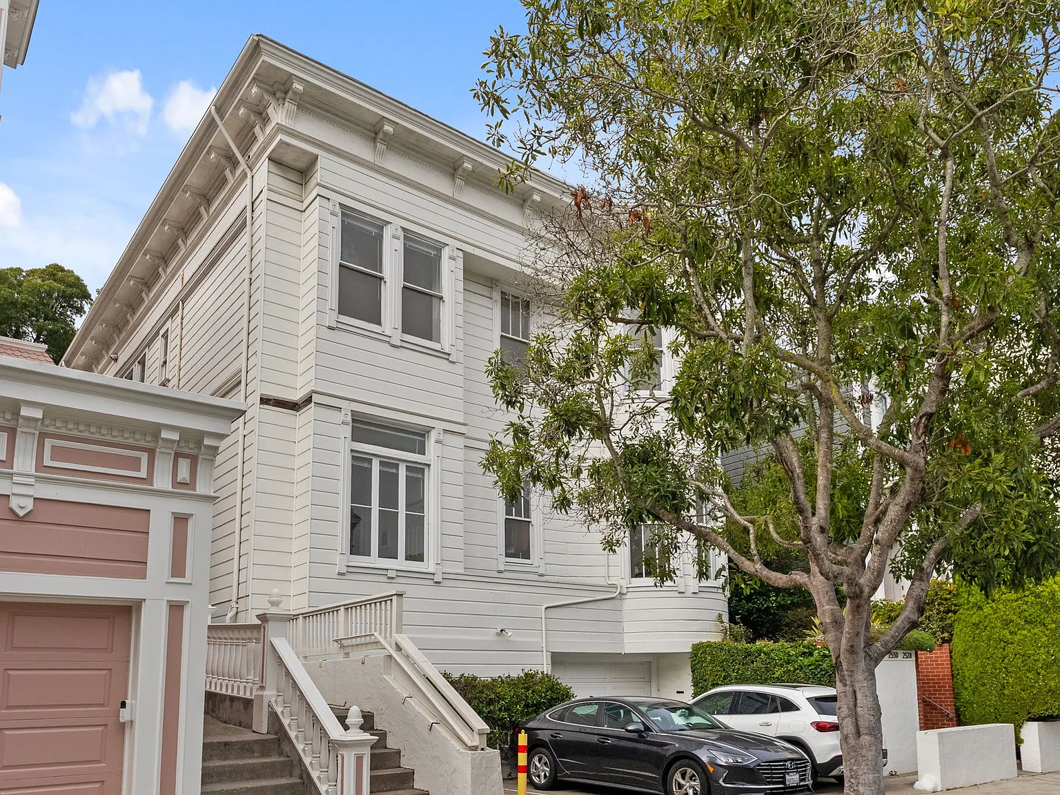 1 bed, 400 sqft, $3,400 — Photo 3