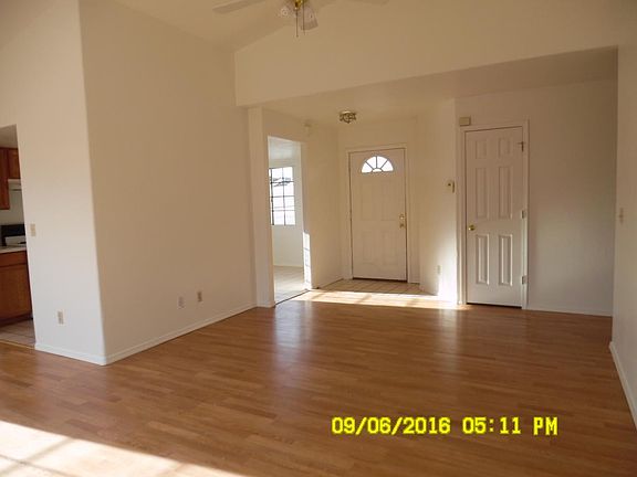 5th image of 2742 Colorado Ave