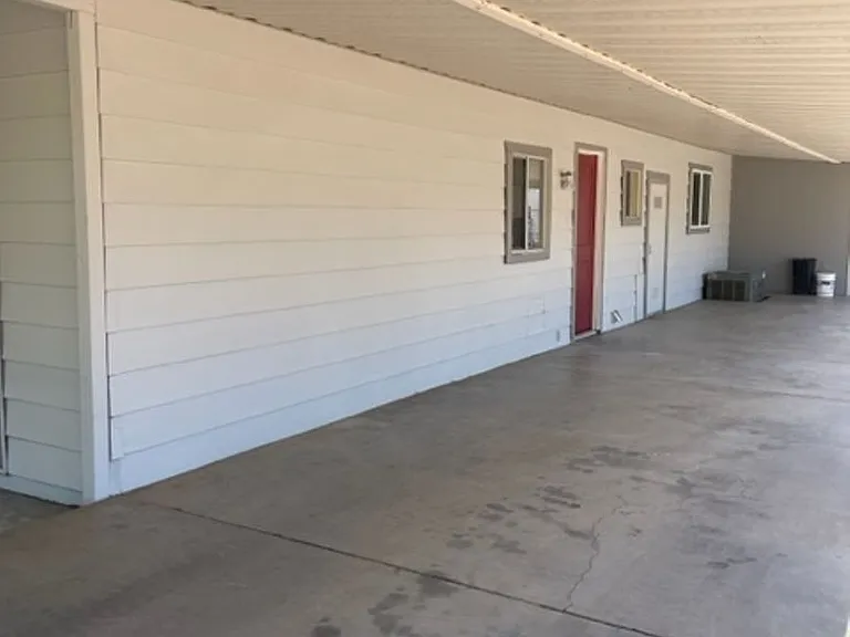 2675 S Sunset Dr — Photo 17