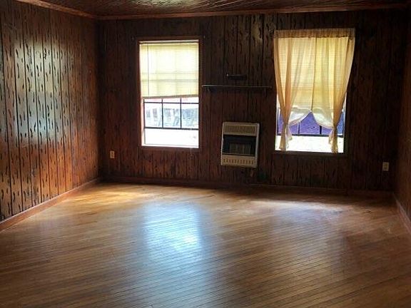 3rd image of 7602 Harley Dr