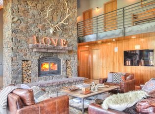 12851 E Sundodger Ranch Rd, Parks, AZ 86018