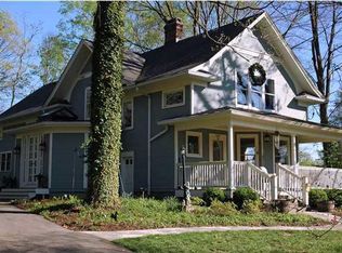 1205 Maple Ln, Anchorage, KY 40223