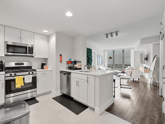 2nd image of 50 Florida Ave NE APT 419