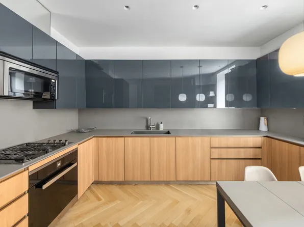 515 Park Avenue image 6 of 14