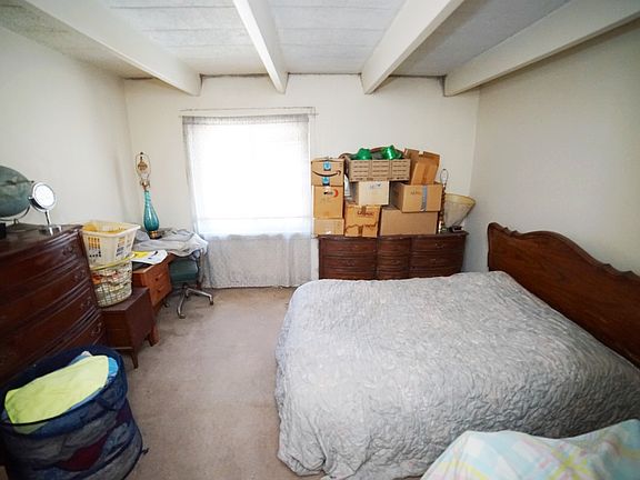 5th image of 6171 N Wolcott Ave APT 3B
