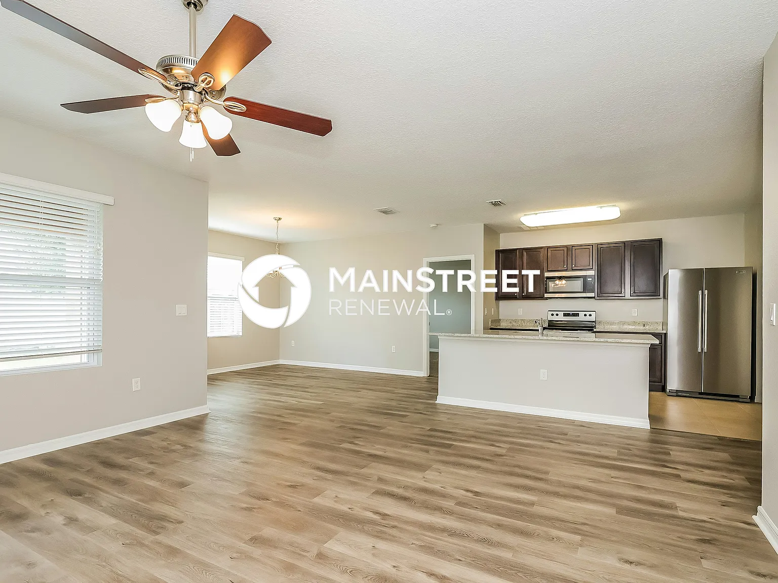 125 Lake Tracy Ct — Photo 3