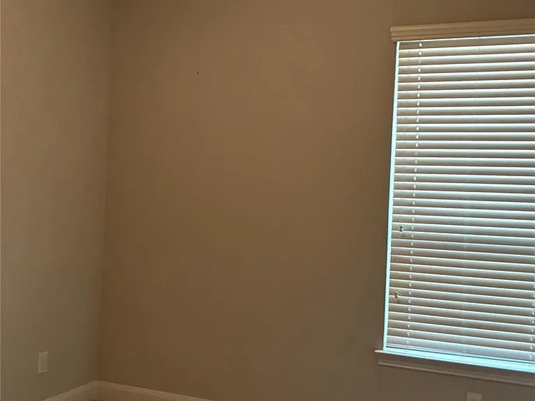 10527 Angeline Springs Ln — Photo 20