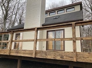 5171 Classic Dr, Tobyhanna, PA