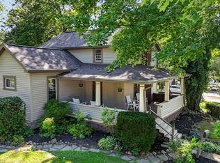 257 E Walnut St, Wadsworth, OH 44281