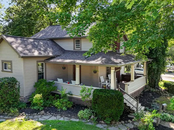 257 E Walnut St, Wadsworth, OH 44281