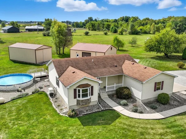 3928 County Road 60, Auburn, IN 46706
