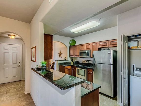 5th image of 2550 E River Rd Unit 4202