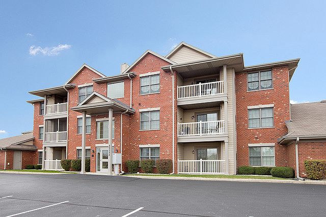 1st image of 20335 S Rainford Dr APT 1C