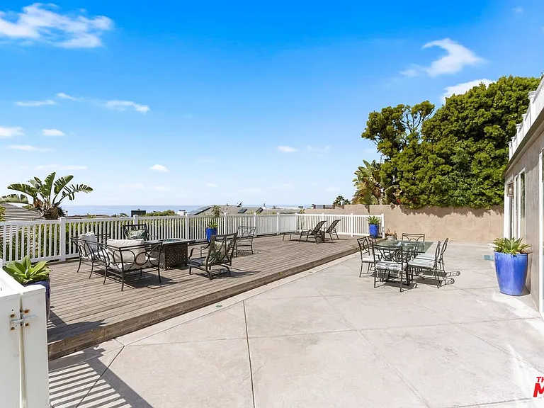 31518 Broad Beach Rd — Photo 24