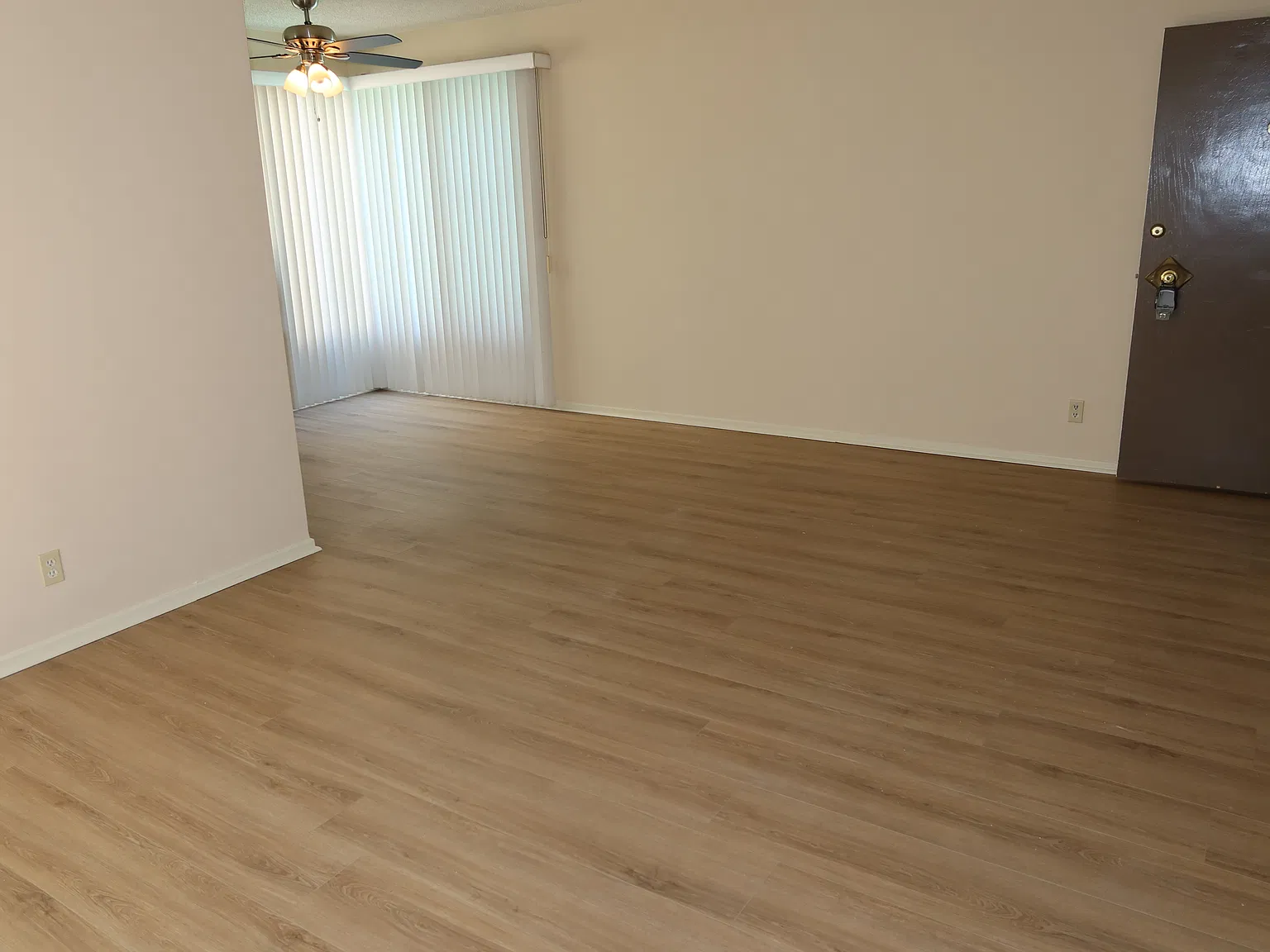 1 bed, 700 sqft, $1,895 — Photo 3