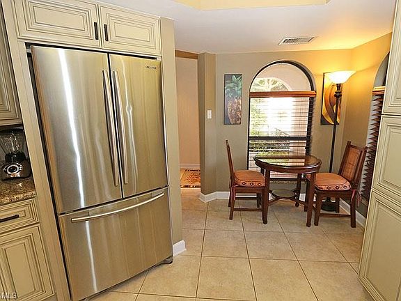 3rd image of 563 Serendipity Dr