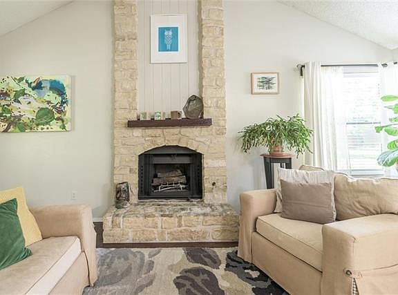 5th image of 2700 Norfolk Dr
