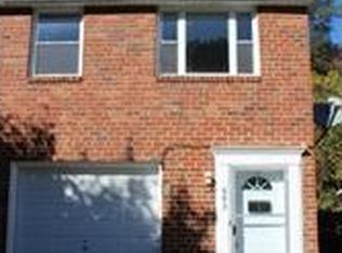 683 Dixon St, Allentown, PA 18103