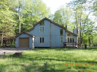 73 Wildflower Cir, Gouldsboro, PA 18424