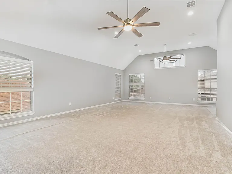 6009 Charleston Dr — Photo 18