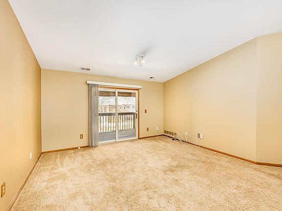4th image of 1315 Harbour Dr APT 5